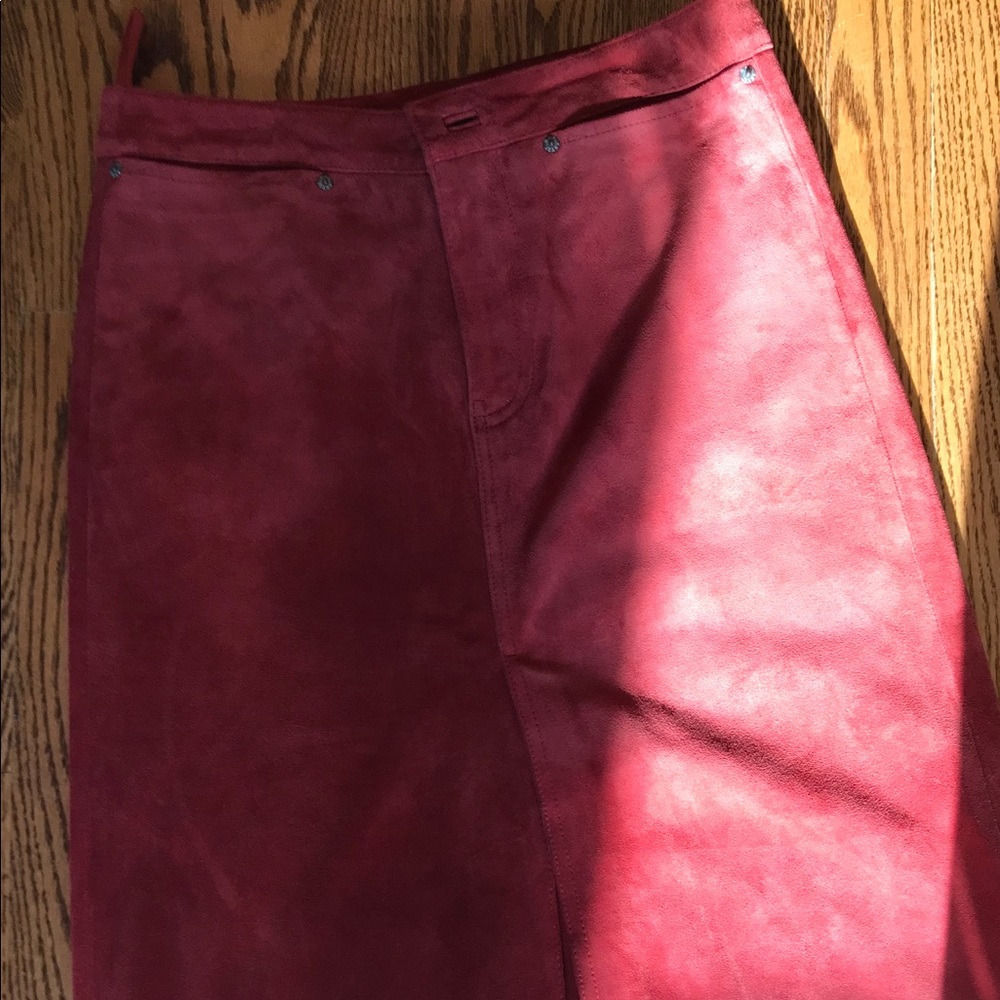 Gap suede skirt